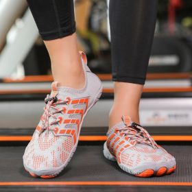 Men's And Women's Non-slip Five-finger Mountaineering Fitness Shoes (Option: D025 Light Gray-42)